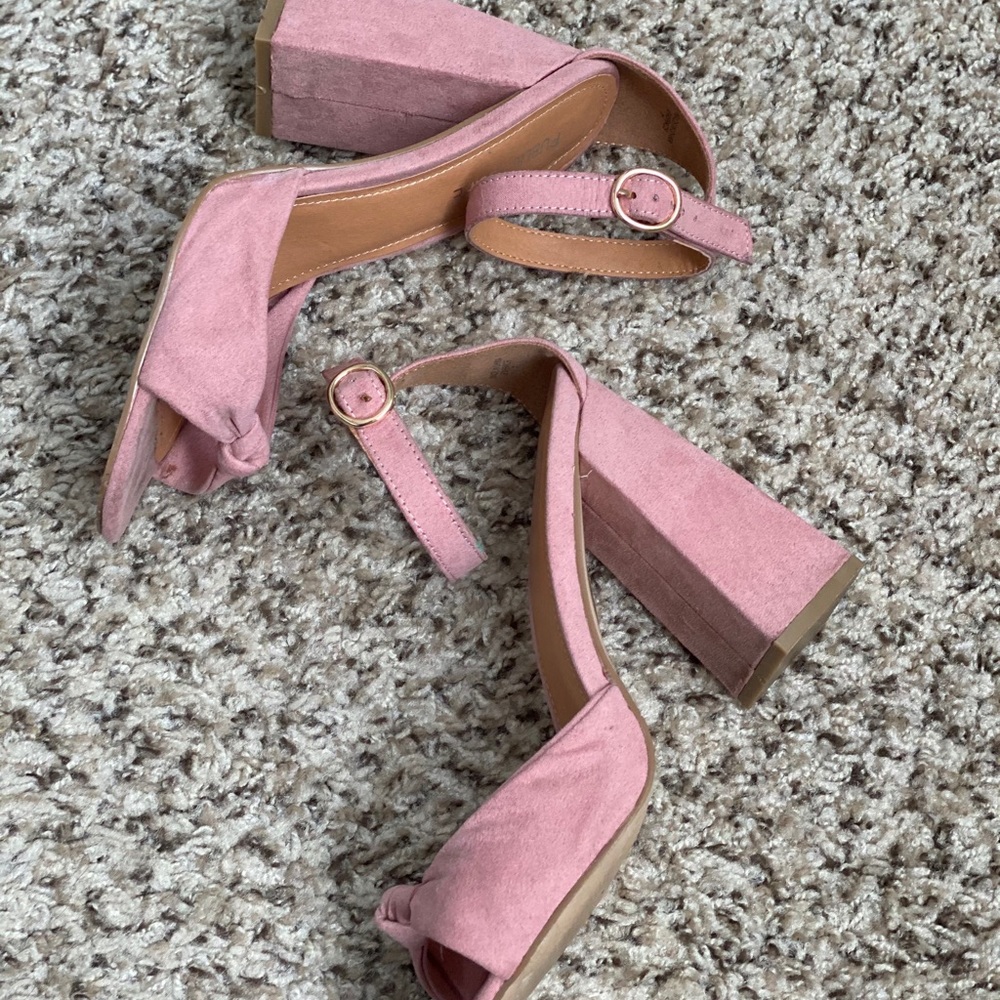 SOLD Blush Pink Suede Public Desire Heels Size 9 - Picture 5 of 11
